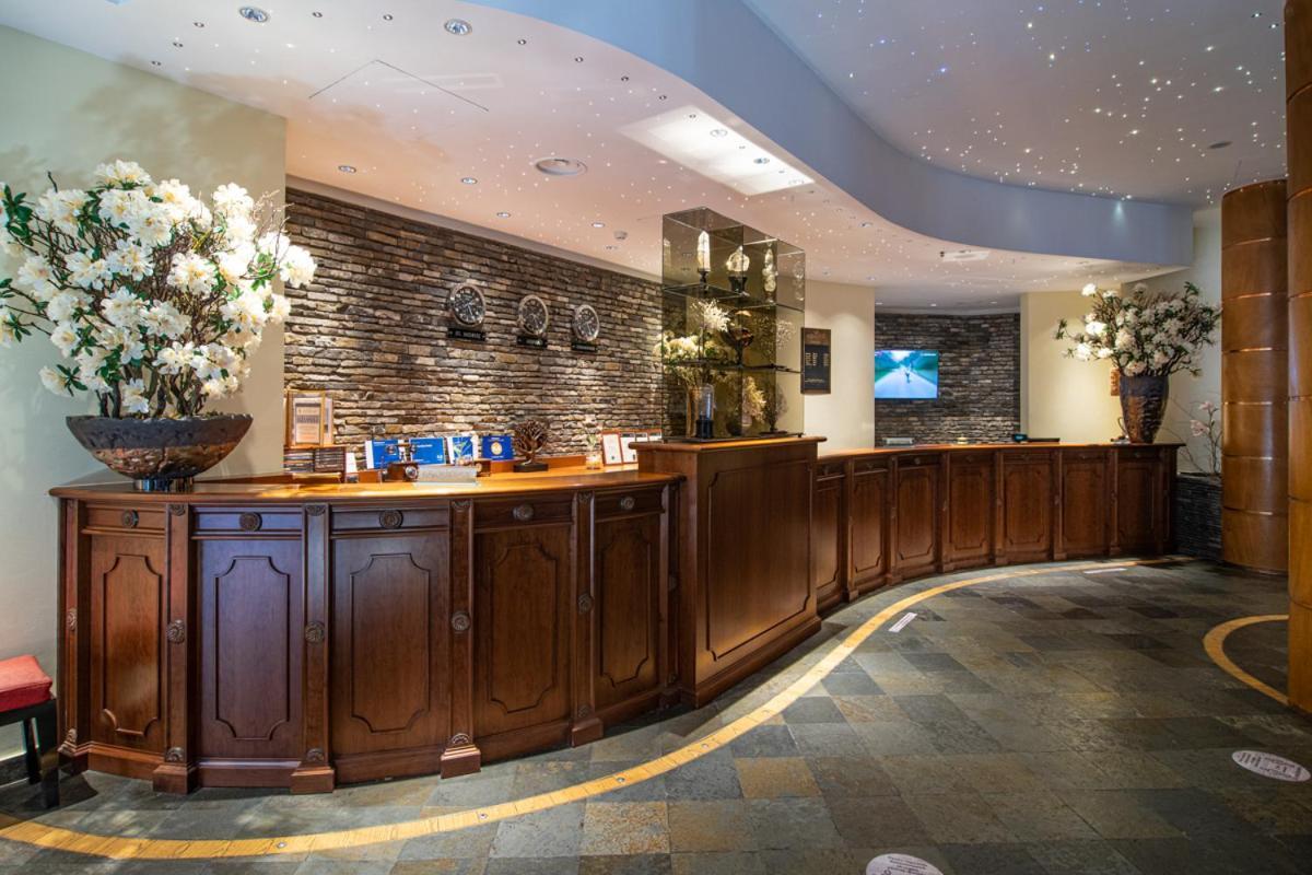 Hotel Lux Garden 5*