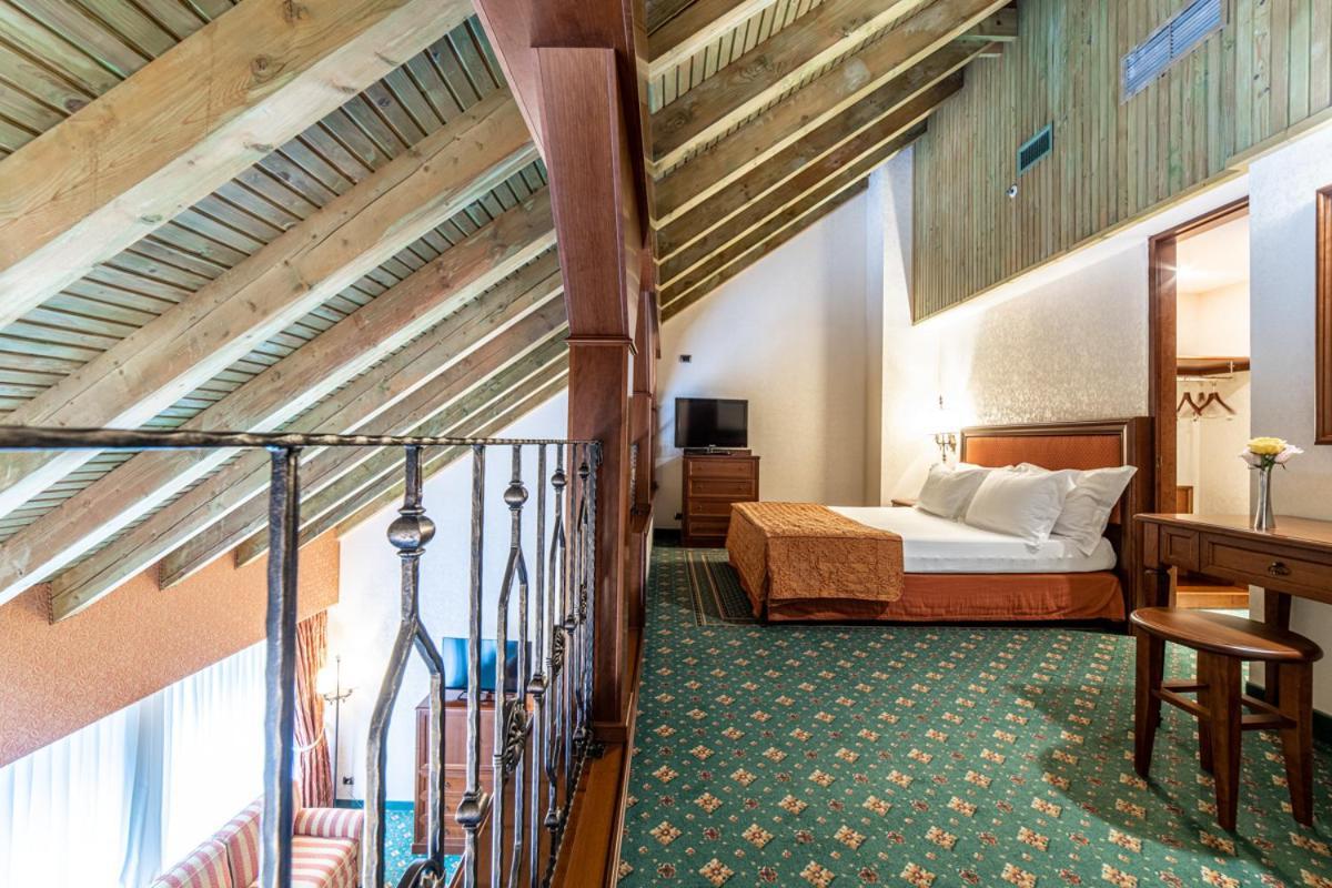 Hotel Lux Garden 5*